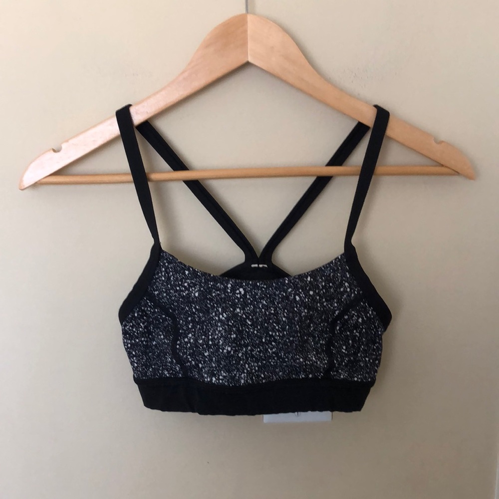 Lululemon black & white sports bra sz 4